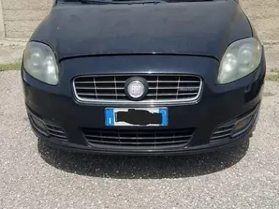 Usata Fiat Croma 150 CV (110 kW) 2009 Nero Station wagon