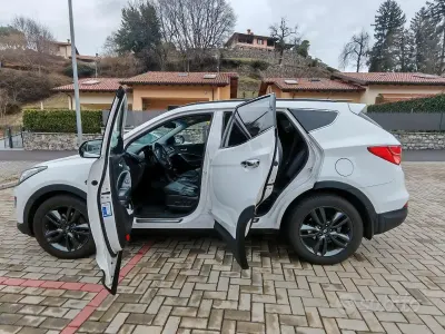 Usata Hyundai Santa Fe Comfort 197 CV (144 kW) 2014 Bianco SUV