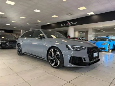 Usata Audi RS4 Ambiente 450 CV (330 kW) 2019 Grigio Station wagon