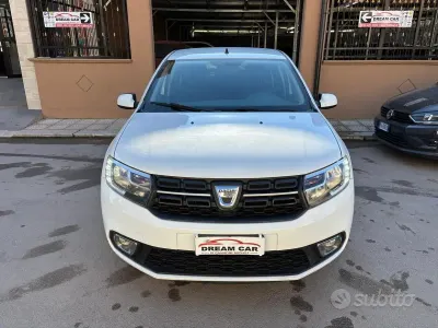 Brugt Dacia Sandero Lauréate 73 HK (53 kW) 2017 Hvid Sedan