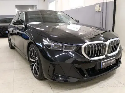 Usata BMW 520 M Sport 197 CV (144 kW) 2023 Nero Berlina