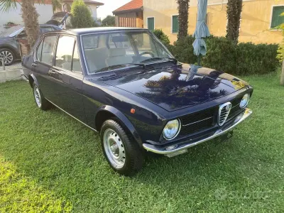 Usata Alfa Romeo Alfetta 1970 Bluazzurro Berlina