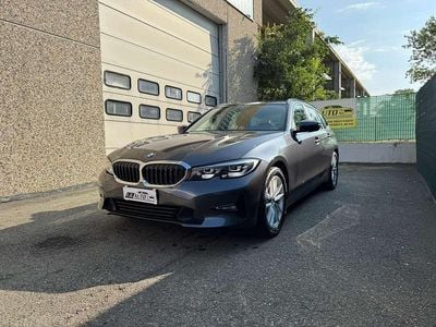 Usata BMW 320 190 CV (139 kW) 2020 Mineral grey metallizzato Station wagon