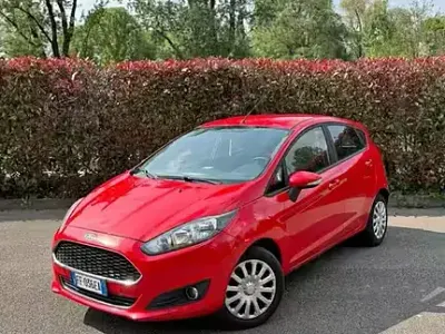 Usata Ford Fiesta 95 CV (69 kW) 2016 Rosso Utilitaria