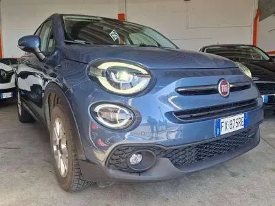 Usado Fiat 500 Mirror 120 CV (88 kW) 2019 Azul Berlina