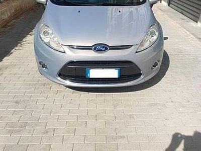 Usata Ford Fiesta Titanium 60 CV (44 kW) 2012 Utilitaria