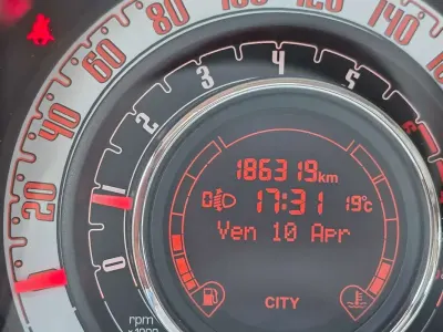 Usata Fiat 500 Lounge 69 CV (50 kW) 2013 Rosso Utilitaria