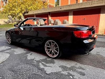 Usata BMW 325 Cabriolet 218 CV (160 kW) 2010 Nero Cabrio