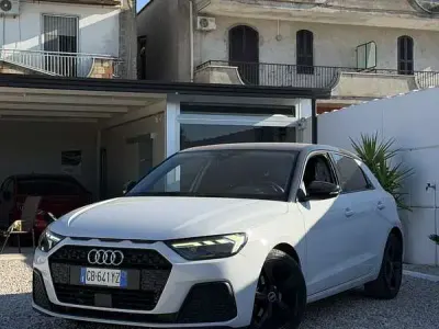 Usata Audi A1 Sportback Ambiente 116 CV (85 kW) 2020 Utilitaria