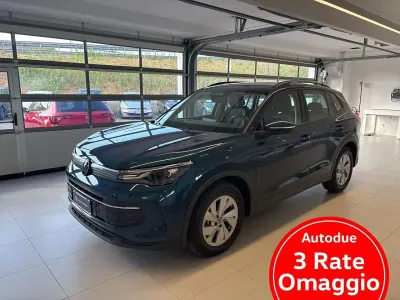 Usata VW Tiguan Life 150 CV (110 kW) 2024 Blu SUV
