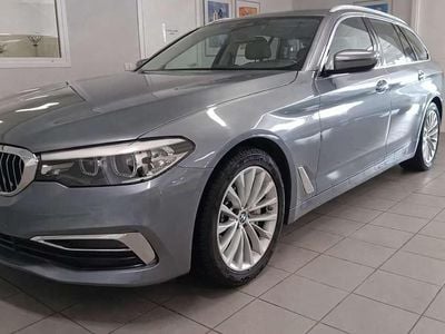 Usata BMW 530 Luxury Line 249 CV (183 kW) 2017 Grigio Station wagon