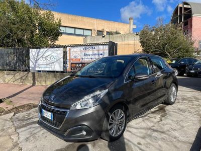 usata Peugeot 208 6/2019 BlueHDi 100 HP 5 porte Allure