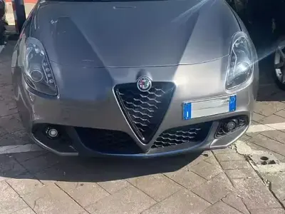 Usata Alfa Romeo Giulietta 105 CV (77 kW) 2014 Grigio Utilitaria