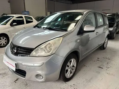 Usata Nissan Note Acenta 88 CV (64 kW) 2010 Argento Utilitaria