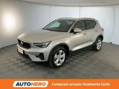 Usata Volvo XC40 Core 129 CV (94 kW) 2024 Argento SUV