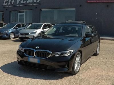 Usata BMW 318 Advantage 190 CV (139 kW) 2022 Nero Station wagon