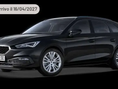 Begagnad Seat Leon Style 150 HK (110 kW) 2024 Silver Sedan
