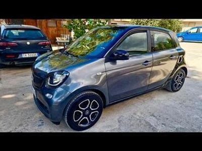 Usata Smart ForFour 71 CV (52 kW) 2016 Grigio Utilitaria
