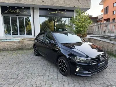 Usata VW Polo Comfortline 75 CV (55 kW) 2018 Nero Utilitaria