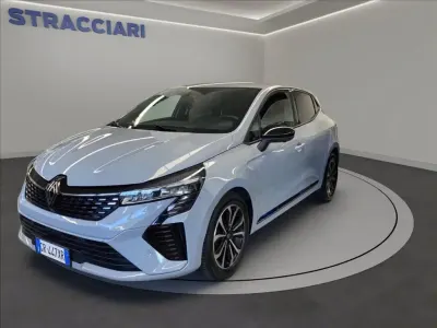 Usata Renault Clio Techno 91 CV (66 kW) 2024 Grigio Utilitaria