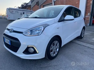 Usata Hyundai i10 Classic 66 CV (48 kW) 2015 Bianco Utilitaria