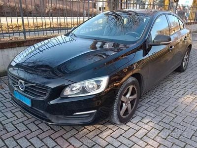 Usata Volvo S60 2017 Nero Berlina