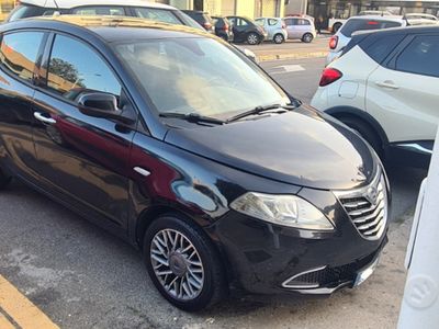 usata Lancia Ypsilon 1.3 mjt