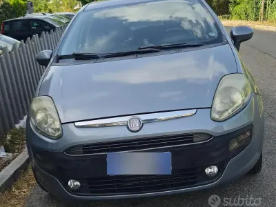 Usata Fiat Punto Evo Dynamic 95 CV (69 kW) 2011 Grigio Utilitaria