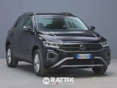 Occasion VW T-Roc Life 150 PK (110 kW) 2025 Zwart SUV