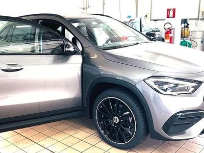 Usata Mercedes GLA250 Premium 160 CV (117 kW) 2022 Grigio SUV