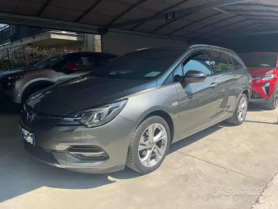 Usata Opel Astra GS Line 122 CV (89 kW) 2021 Vari colori Station wagon