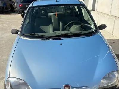 Usata Fiat 600 54 CV (39 kW) 2009 Blu Utilitaria