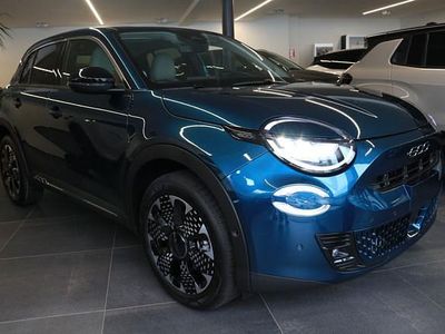 Nuova Fiat 600 La Prima 145 CV (106 kW) 2025 Verde SUV
