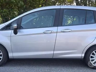 Usata Ford B-MAX 75 CV (55 kW) 2017 Grigio Monovolume