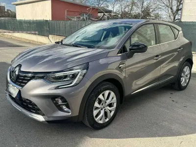 Usata Renault Captur Intens 116 CV (85 kW) 2020 Grigio SUV