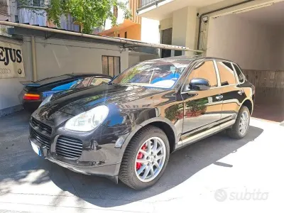 Usata Porsche Cayenne Turbo S 521 CV (383 kW) 2006 Nero SUV