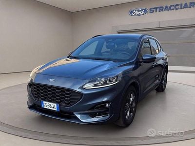 Usata Ford Kuga ST-Line 120 CV (88 kW) 2024 Blu metallizzato SUV