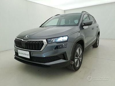 Usata Skoda Karoq Executive 116 CV (85 kW) 2022 Grigio SUV