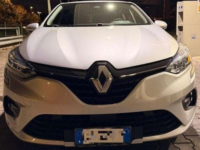 Usata Renault Clio IV Business 86 CV (63 kW) 2019 Argento Berlina