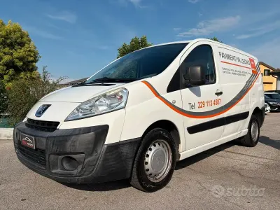 Usata Peugeot Expert 120 CV (88 kW) 2010 Bianco Furgone