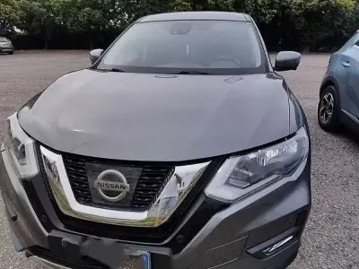 Usata Nissan X-Trail Acenta 131 CV (96 kW) 2017 Grigio SUV