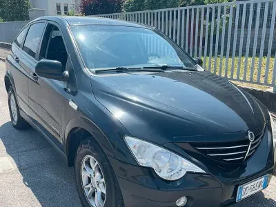 Usata SsangYong Actyon 141 CV (103 kW) 2007 Nero SUV