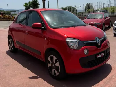 Usata Renault Twingo 75 CV (55 kW) 2014 Rosso Utilitaria