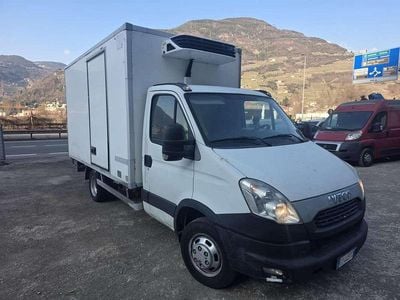 Usata Iveco Daily 126 CV (92 kW) 2012 Bianco Furgone