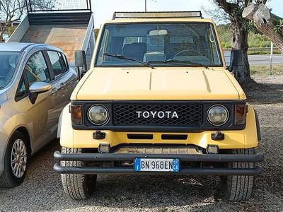 Usata Toyota Land Cruiser 85 CV (62 kW) 1989 Giallo SUV