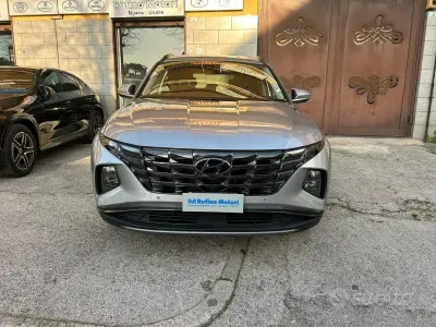 Käytetty Hyundai Tucson 136 HP (100 kW) 2023 Harmaa Katumaasturi