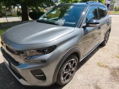 Usata Citroën C3 PureTech 101 CV (74 kW) 2024 Grigio SUV