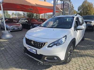 Usata Peugeot 2008 Allure 83 CV (61 kW) 2019 Bianco SUV