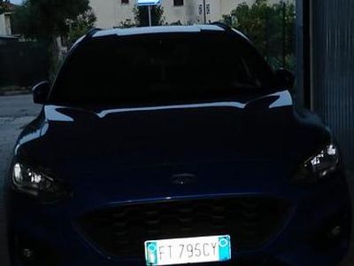 Usata Ford Focus Sport 100 CV (73 kW) 2019 Blu Berlina