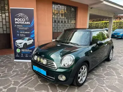 Usata Mini Cooper D 109 CV (80 kW) 2008 Verde Utilitaria
